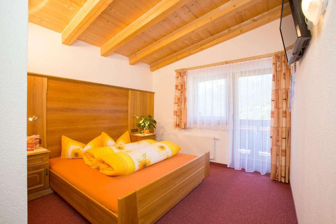 Haus Alois Bed & Breakfast Сьолден Екстериор снимка